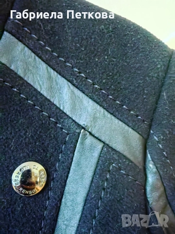 Палто на Кенсол, снимка 5 - Палта, манта - 51820967