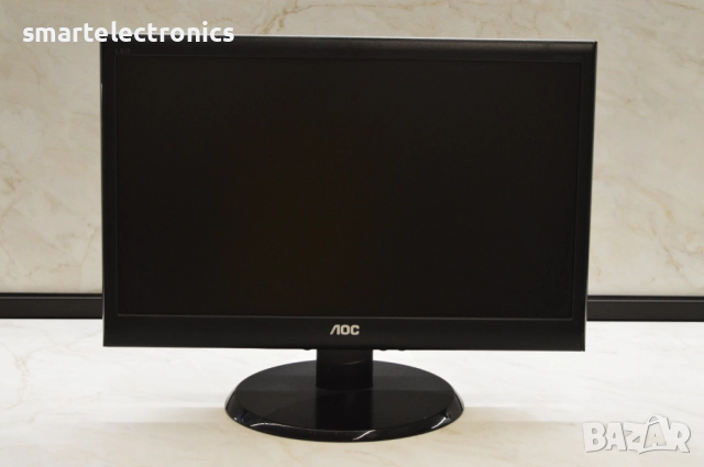  Монитор AOC e950swda, снимка 3 - Монитори - 51502469