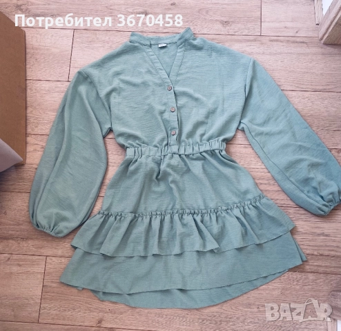 Дамска къса модерна рокля Л размер елегантна 