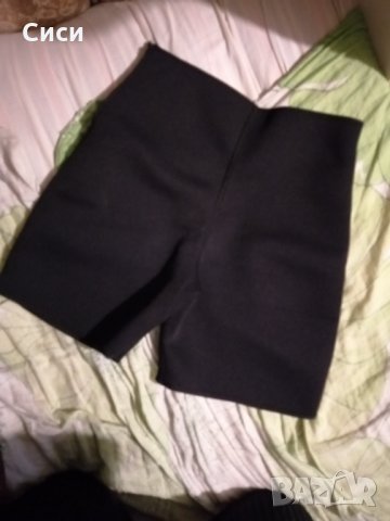 Къси панталони марка Artemis, снимка 2 - Къси панталони и бермуди - 31191627