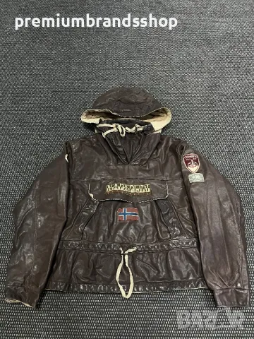 Napapijri кожено дамско яке L размер 
