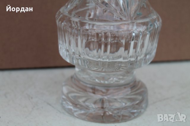 Чешка кристална ваза, снимка 2 - Аксесоари за кухня - 35421435
