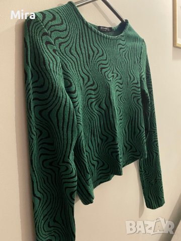 Stradivarius кроп топ, снимка 5 - Блузи с дълъг ръкав и пуловери - 42537520