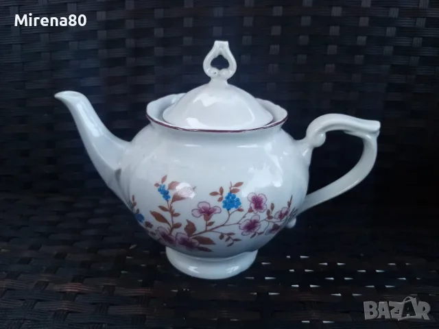 Ретро бароков чайник