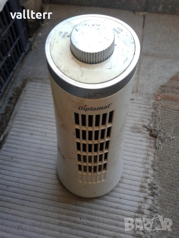 СД и колонки,масажори.пръскачки.апарат кръвно,жилет ретро-и други, снимка 15 - Други стоки за дома - 52177488