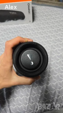 Jbl charge 5 като нова, снимка 3 - Тонколони - 56061429