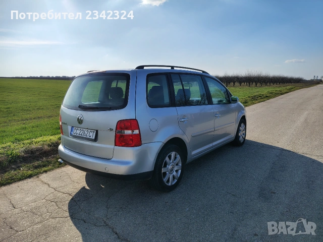 VW Touran 1.9 TDI 105 ks, снимка 3 - Автомобили и джипове - 53896171