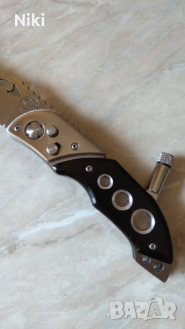 Автоматичен сгъваем нож с фенерче и калъфче, снимка 5 - Ножове - 29344979