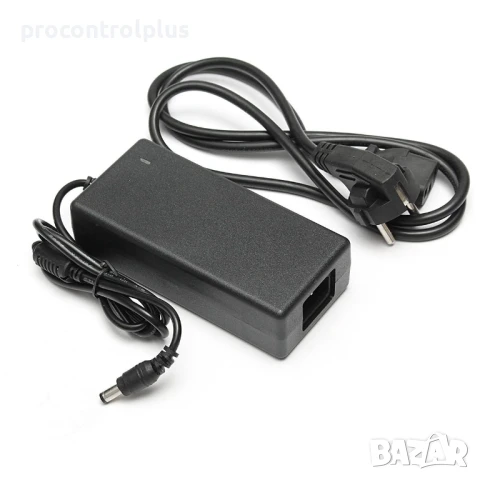 Продавам захранващ адаптер захранване 12V 10A