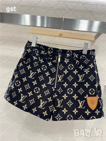 Дамски къси панталони LV Louis Vuitton дизайнерски 2025 модел , снимка 1
