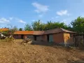 Двуетажна къща с ремонтиран покрив, двор и гараж в село Ябълково, обл Хасково, снимка 5