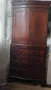 Махагонов шкаф, снимка 1