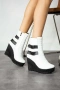 Боти на платформа - бяла кожа с черно ходило - B2001 , снимка 2