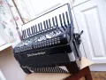 Акордеон Велтмайстер Каприче 120 баса НОВ, снимка 5