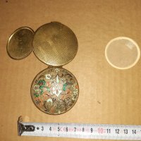 Стара много красива бронзова пудриера с огледало , кутийка, снимка 2 - Антикварни и старинни предмети - 39752622