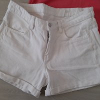 Дамски къси пантолони, снимка 1 - Къси панталони и бермуди - 37467265