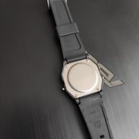 Нов електронен часовник с класическа форма ретро класика черен хронометър дата спортен, снимка 6 - Други - 11843449