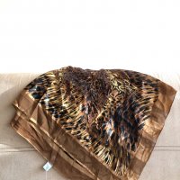 Нов копринен шал с леопардов принт