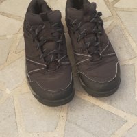 Мъжки непромокаеми обувки номер 40, снимка 2 - Спортни обувки - 42872756