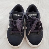 Маратонки Adidas №28 , снимка 6 - Детски маратонки - 29989713