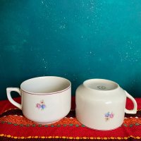 Големи и прекрасни порцеланови чаши с троен декор и лилав кант.  , снимка 3 - Антикварни и старинни предмети - 44196031