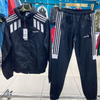 Мъжки екип Adidas Реплика ААА+, снимка 1 - Спортни дрехи, екипи - 44575790