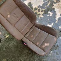 Предна лява шофьорска седалка за бмв е36 естествена кожа  с подгрев bmw e36 driver seat beige p8sn, снимка 1 - Части - 42020283