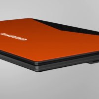 Gigabyte Aero15-DE025O orange, Core i7-7700HQ 16GB RAM, 512GB SSD, снимка 1 - Лаптопи за игри - 42254717