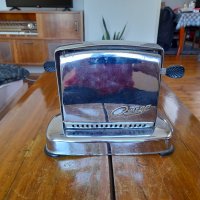 Стар тостер Omega, снимка 1 - Антикварни и старинни предмети - 37044622