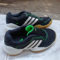 Оригинални маратонки на дупки Adidas , снимка 1 - Детски маратонки - 29367700