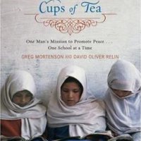 Three cups of tea / "Три чаши чай" на английски, снимка 2 - Художествена литература - 39824328