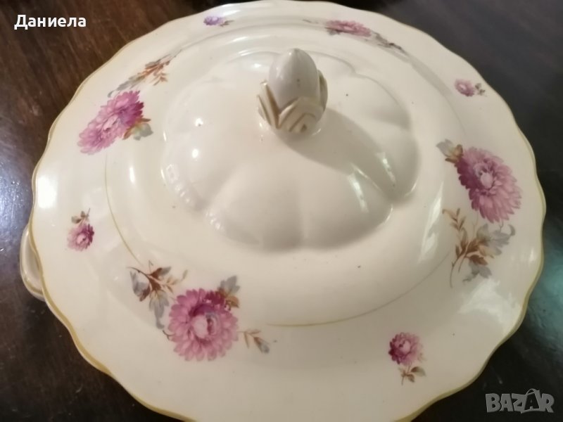 Старинна купа за сервиране с маркировка, снимка 1