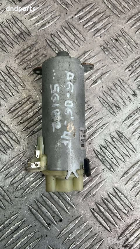 Моторче предна седалка Audi A6 4F 2006г.	, снимка 1