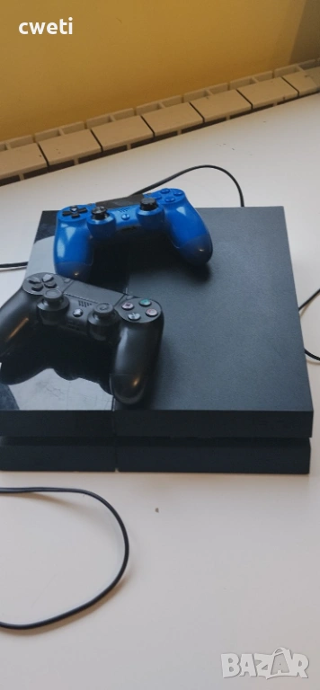 Продавам Плейстейшън 4, снимка 1
