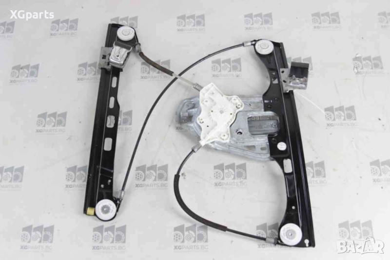 Стъклоповдигач преден ляв за Mercedes C-class W203 (2000-2007), снимка 1