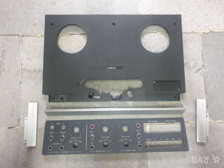Комплект предни панели с лайсните за ролков магнетофон Revox B77 В отлично състояние. Комплекта за 1, снимка 1