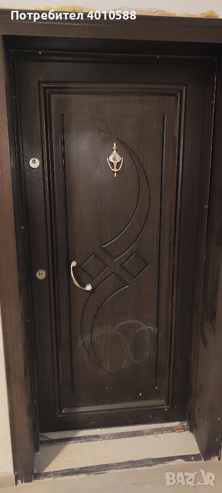 Турска блиндирана входна врата, снимка 1
