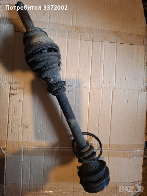 Предна ляв полуоска за МВ 100, снимка 1