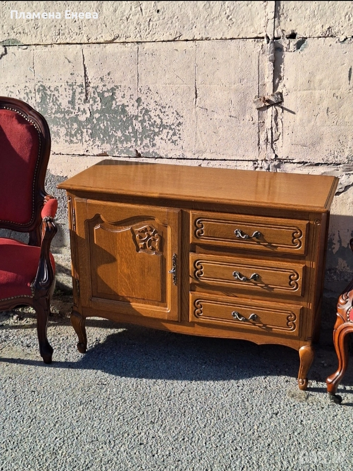 Френско шкафче в стил Луи 15, снимка 1