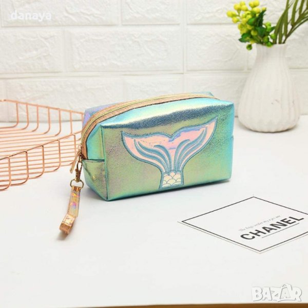 1532 Лъскав несесер чантичка за гримове и козметика Русалка, снимка 1