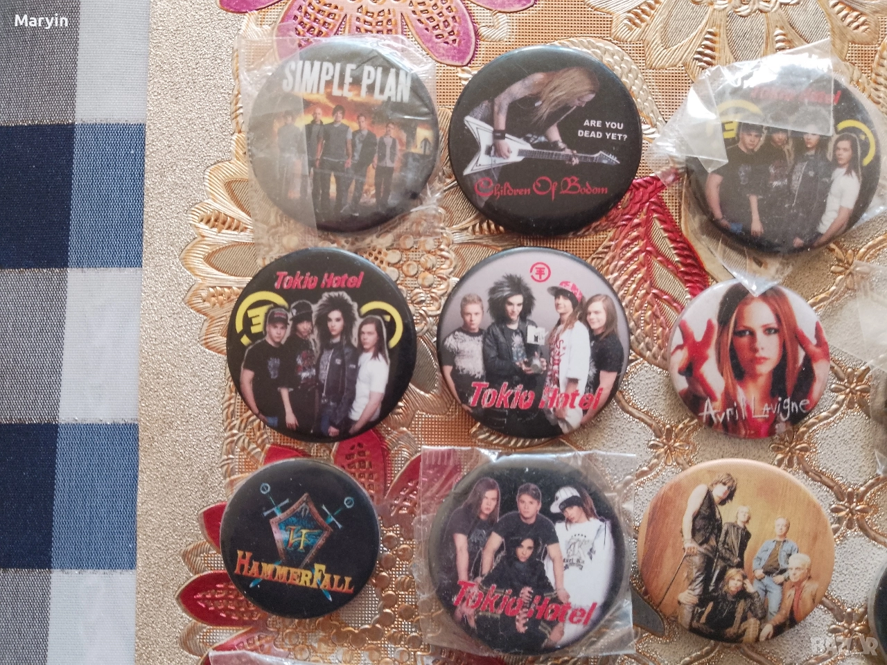 Значки на рок група 50 броя , снимка 1