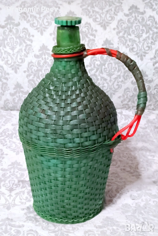 Винтидж дамаджана със зелена плетена оплетка и дръжка – отлична запазеност, снимка 1