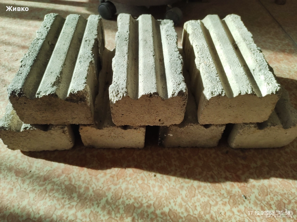 Продавам огнеупорни тухли , снимка 1