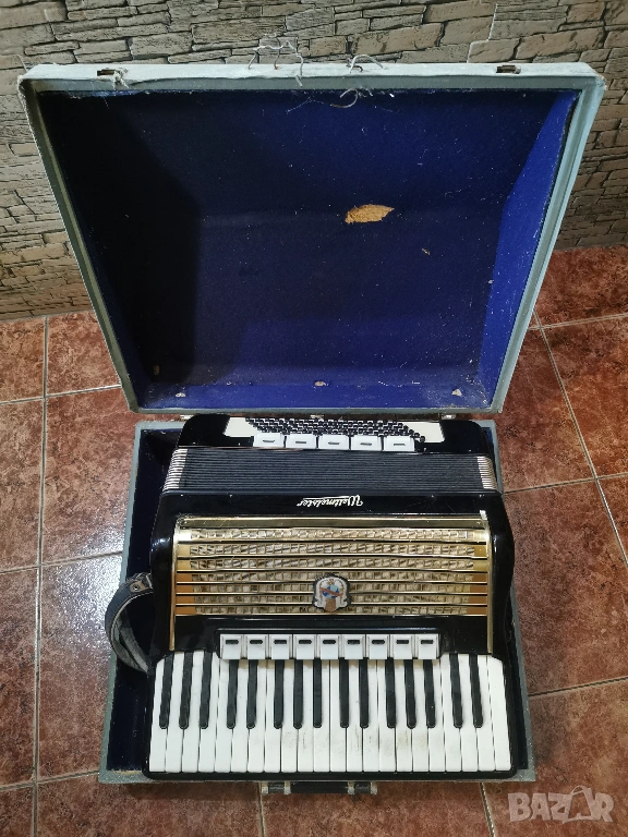 акордеон WELTMEISTER  - 96 БАСА, снимка 1