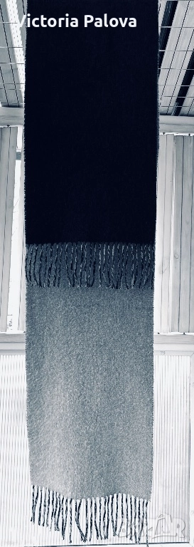 Елегантен вълнен двуцветен шал , снимка 1