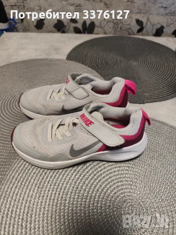 Детски маратонки Nike, снимка 3 - Детски маратонки - 56060762