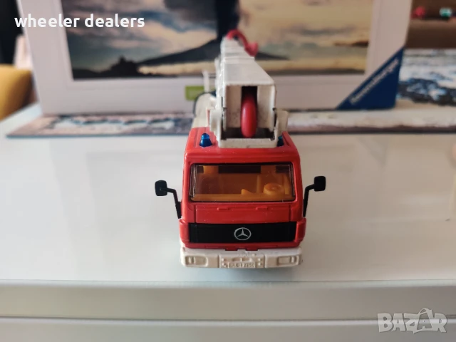 Метална количка SIKU Камион пожарна с Вишка Mercedes LKW, снимка 8 - Колекции - 50835977