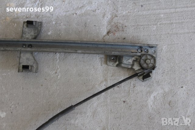 Машинка стъкло дясна врата ръчна Пежо Партнер 2008 1.9d Peugeot Partner Citroen Berlingo, снимка 6 - Части - 42450446