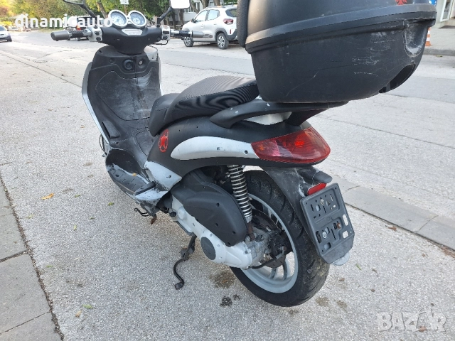 Piaggio Beverly 200 - 2003г. , снимка 7 - Мотоциклети и мототехника - 52008927