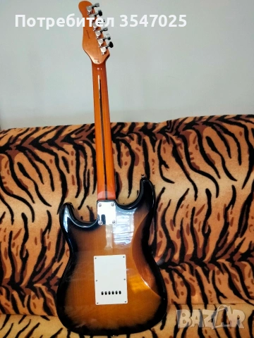 Електрическа китара Jay Turser екранирана с медно фолио , снимка 3 - Китари - 53045748